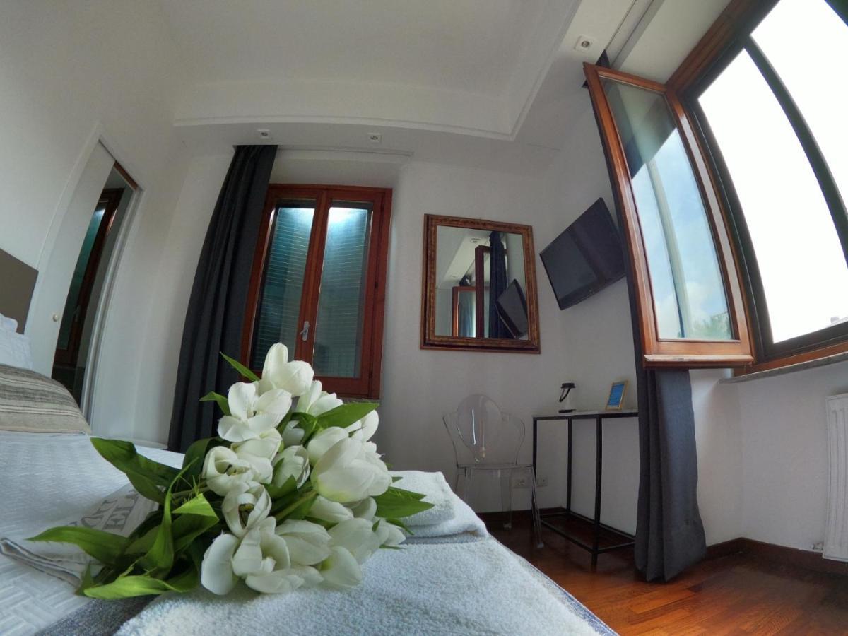 Emi'S Guest House Rom Exterior foto
